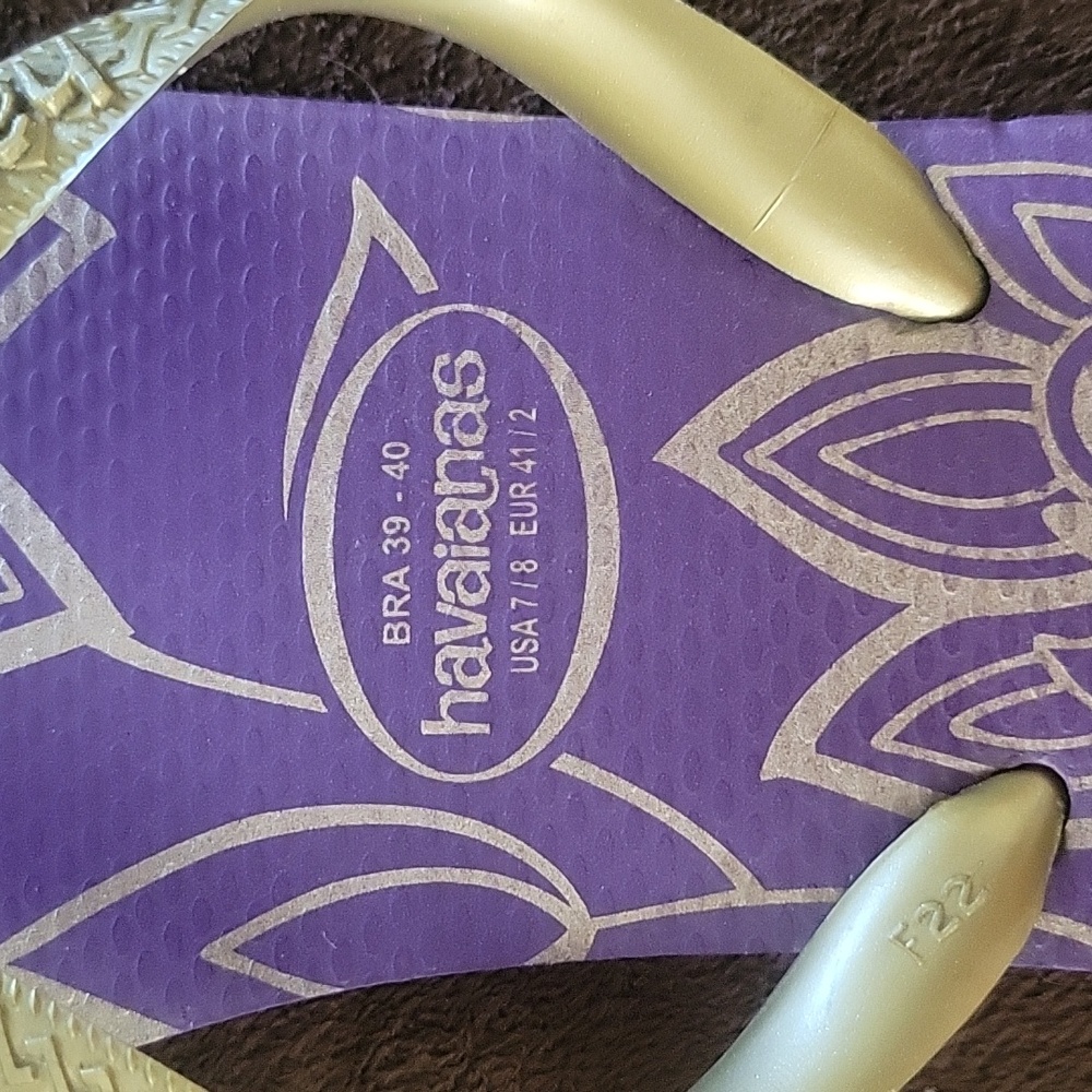 HAVAIANAS Purple Flip Flops/Sandals - Picture 5 of 8